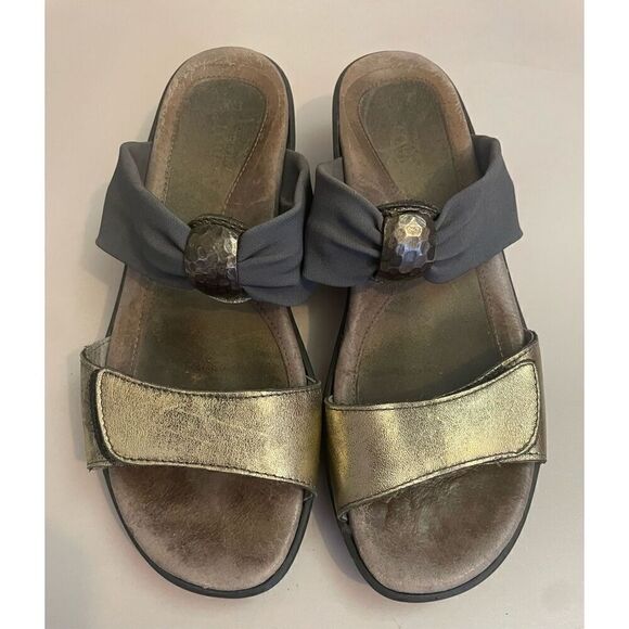 Naot Pinotage Pewter Stretch Leather Wedge Sandal size 7.5 - Picture 1 of 12